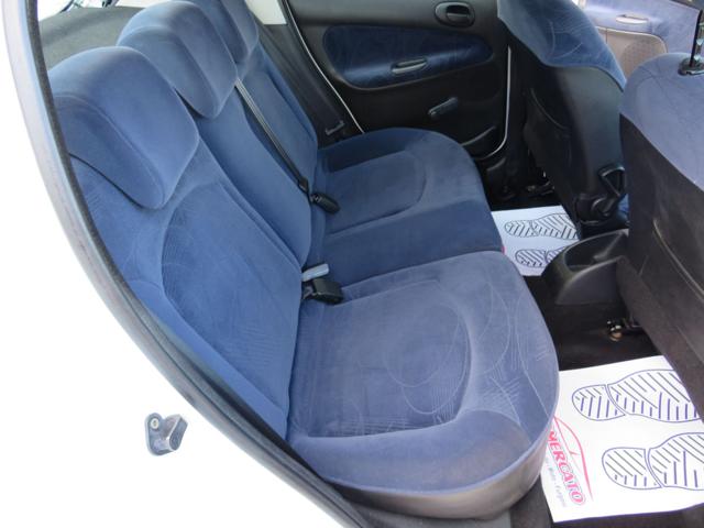 PEUGEOT 206 2.0 HDI 5P. XT - foto 23