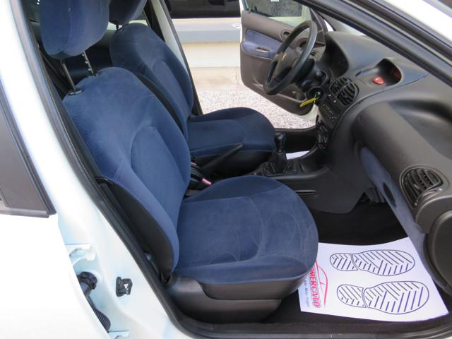 PEUGEOT 206 2.0 HDI 5P. XT - foto 25