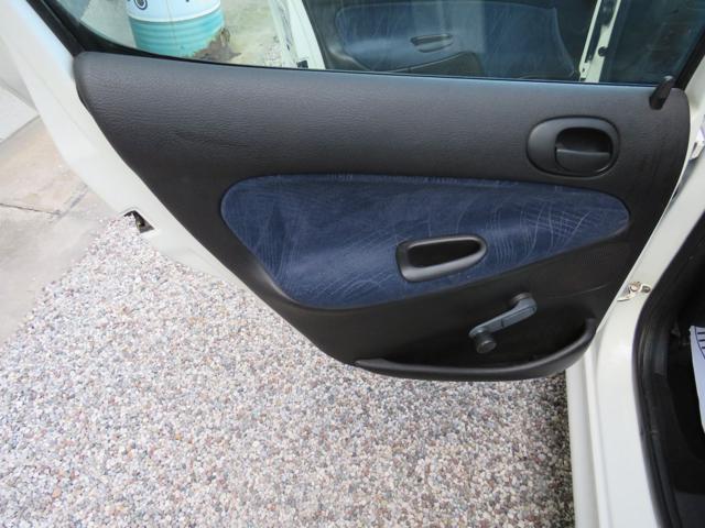 PEUGEOT 206 2.0 HDI 5P. XT - foto 17
