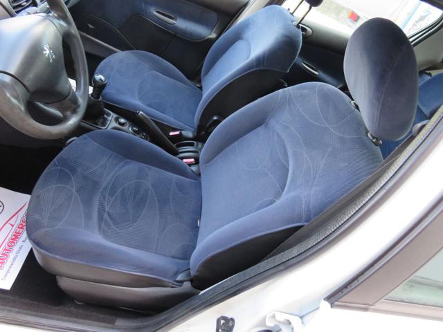 PEUGEOT 206 2.0 HDI 5P. XT - foto 12