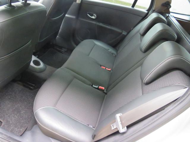RENAULT CLIO 1.5 DCI 85CV SPORTOUR LUXE - foto 12