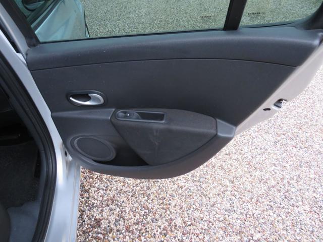 RENAULT CLIO 1.5 DCI 85CV SPORTOUR LUXE - foto 15