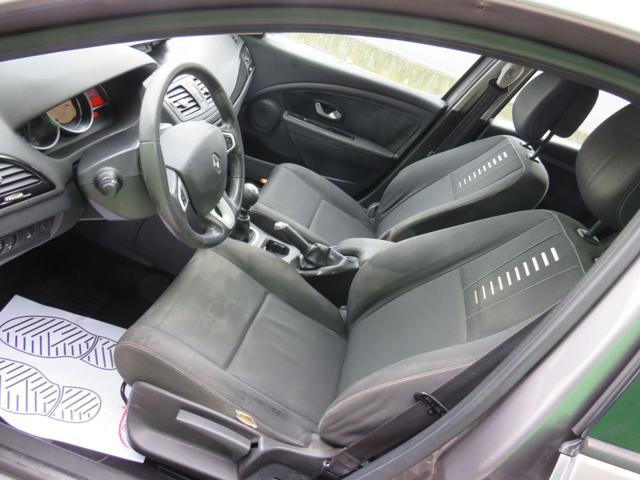 RENAULT MEGANE MÉGANE 1.5 DCI 110CV SPORTOUR AT - foto 12