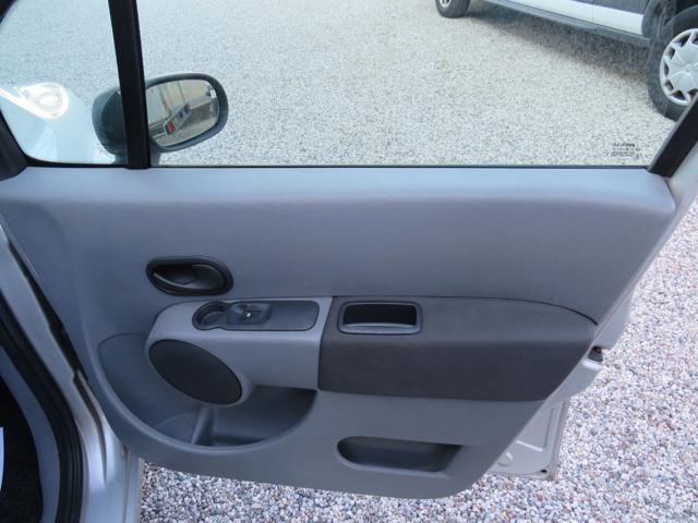RENAULT MODUS 1.2 16V DYNAMIQUE BENZ/METANO - foto 18
