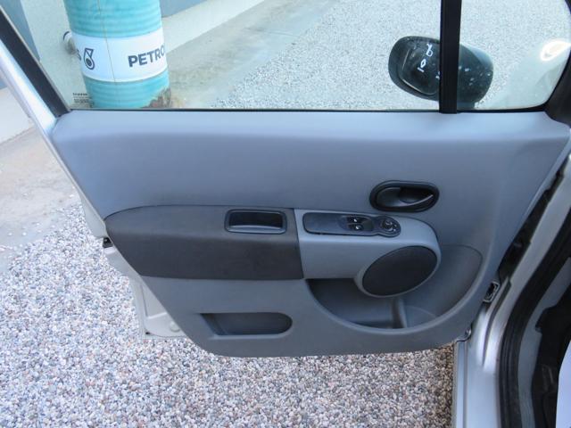 RENAULT MODUS 1.2 16V DYNAMIQUE BENZ/METANO - foto 21
