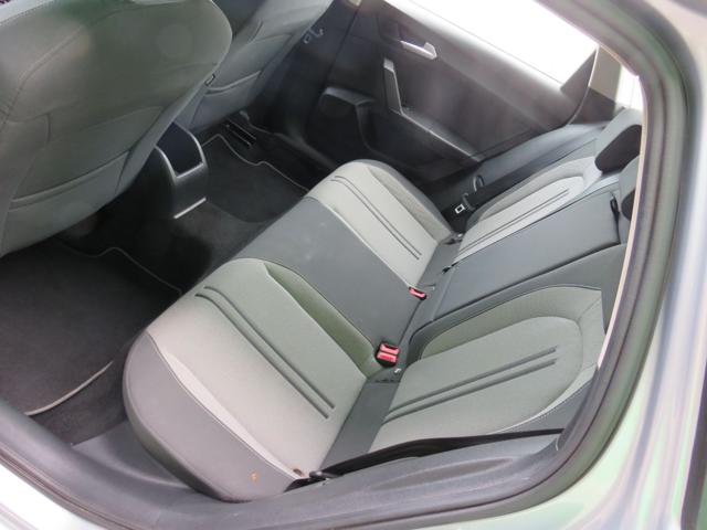 SEAT LEON SPORTSTOURER 2.0 TDI 150 CV DSG - foto 15