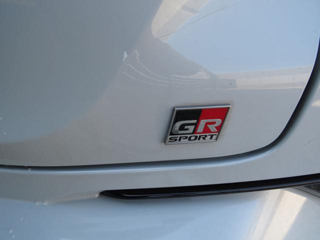 TOYOTA C-HR 1.8 HYBRID E-CVT GR SPORT - foto 12