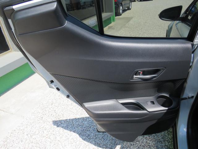 TOYOTA C-HR 1.8 HYBRID E-CVT GR SPORT - foto 34