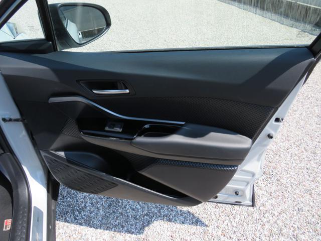 TOYOTA C-HR 1.8 HYBRID E-CVT GR SPORT - foto 21