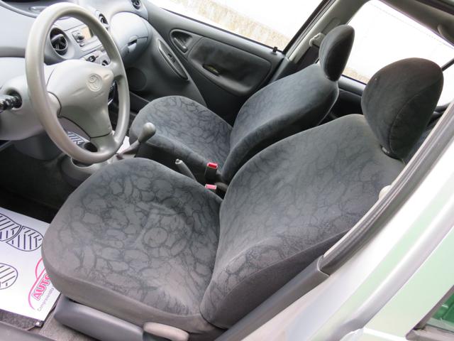 TOYOTA YARIS 1.0I 16V CAT 5 PORTE SOL '03 - foto 14