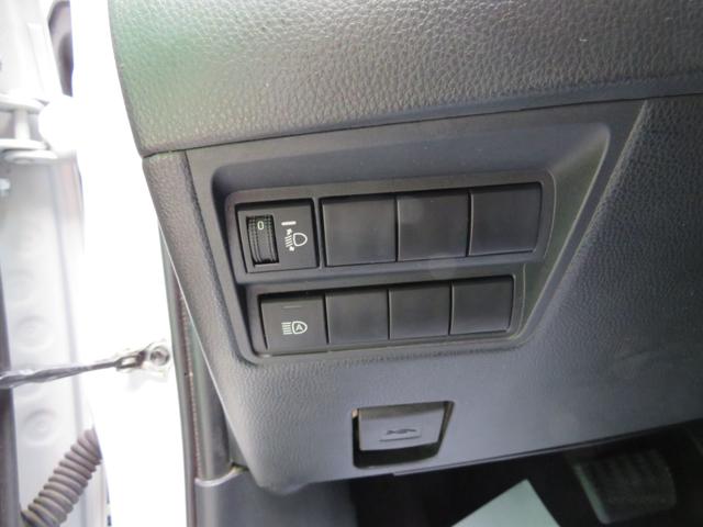 TOYOTA YARIS 1.5 HYBRID 5P AUTOMATICA - foto 11