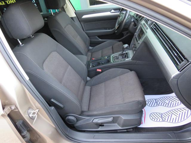 VOLKSWAGEN PASSAT VARIANT 1.6 TDI DSG BLUEMOTION TECH. - foto 23