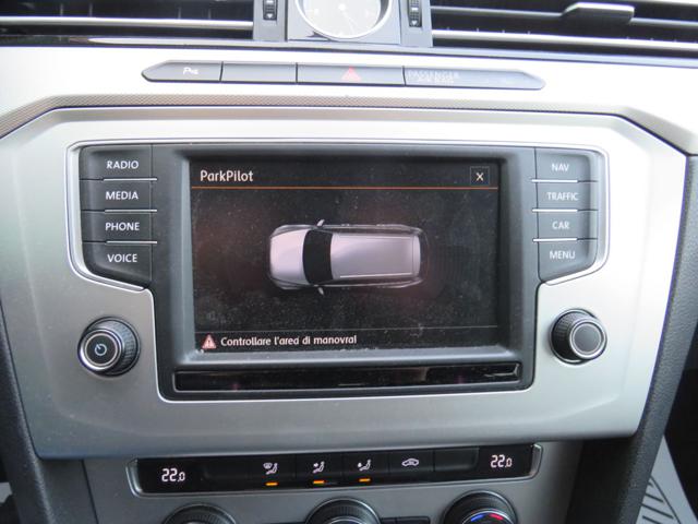 VOLKSWAGEN PASSAT VARIANT 1.6 TDI DSG BLUEMOTION TECH. - foto 12