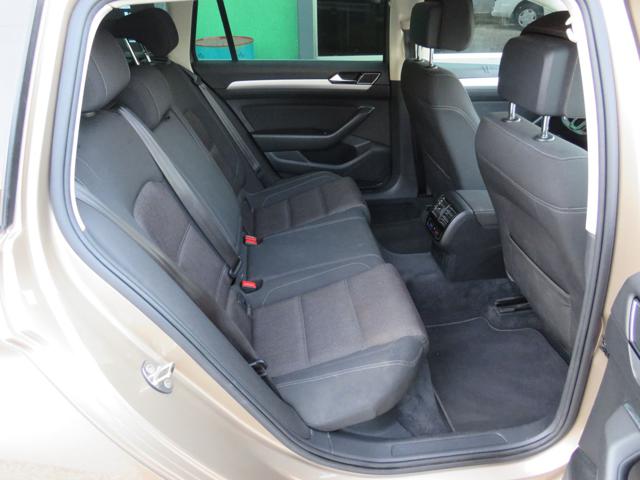 VOLKSWAGEN PASSAT VARIANT 1.6 TDI DSG BLUEMOTION TECH. - foto 19