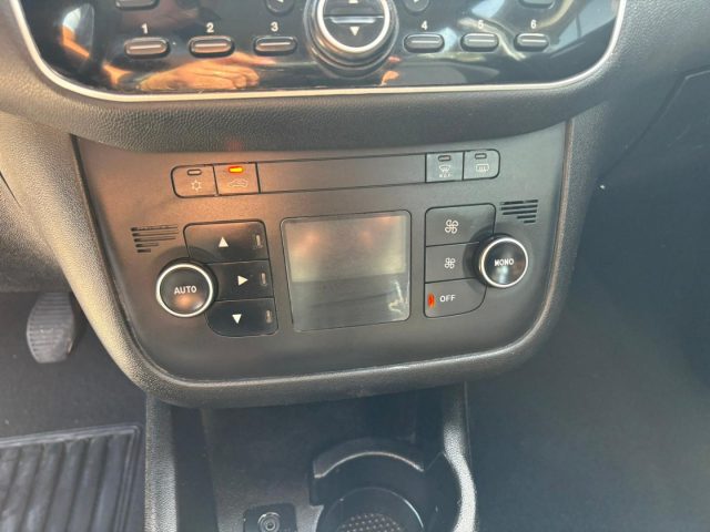FIAT PUNTO 1.3 MJT II 75 CV - foto 12