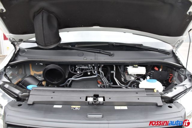 VOLKSWAGEN CRAFTER VAN 35Q 2.0 TDI 177 CV L4H3 4490 - foto 12