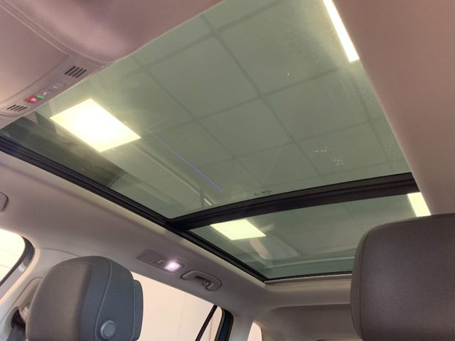 VOLKSWAGEN TIGUAN TETTO APRIBILE 2.0 TDI SCR DSG E - foto 36