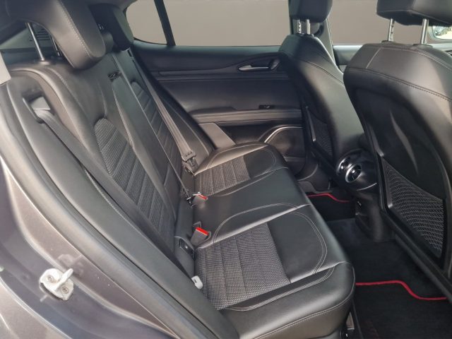 ALFA ROMEO STELVIO 2.2 TURBODIESEL 210 CV AT8 Q4 SU - foto 19