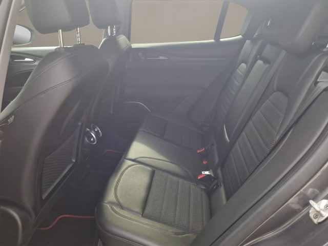 ALFA ROMEO STELVIO 2.2 TURBODIESEL 210 CV AT8 Q4 SU - foto 13