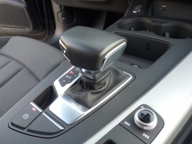 AUDI A4 AVANT 3.0 TDI/HYBRID S TRONIC BU - foto 12