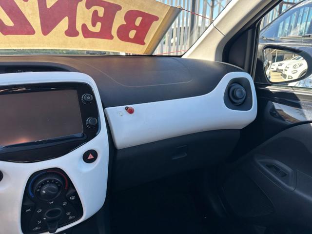 PEUGEOT 108 VTI 68 5 PORTE ALLURE - foto 17