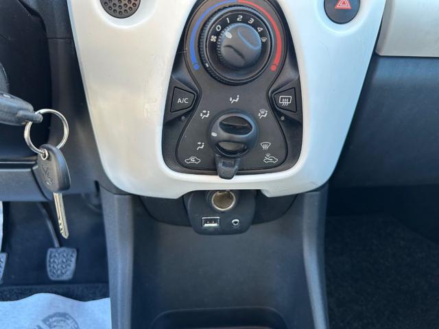 PEUGEOT 108 VTI 68 5 PORTE ALLURE - foto 19