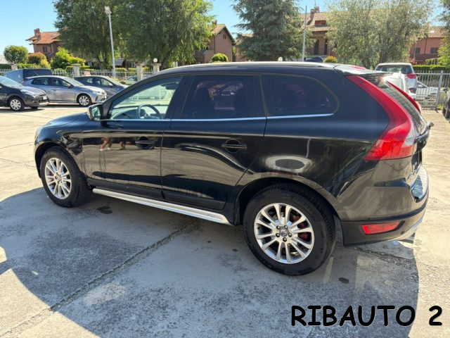 VOLVO XC60 D4 AWD GEARTRONIC SUMMUM - foto 11
