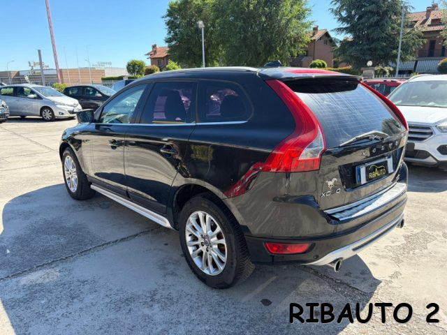 VOLVO XC60 D4 AWD GEARTRONIC SUMMUM - foto 13