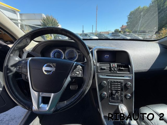 VOLVO XC60 D4 AWD GEARTRONIC SUMMUM - foto 30