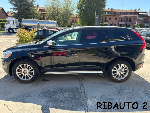 VOLVO XC60 D4 AWD GEARTRONIC SUMMUM - foto 8