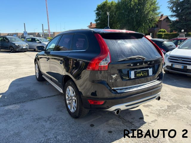 VOLVO XC60 D4 AWD GEARTRONIC SUMMUM - foto 22