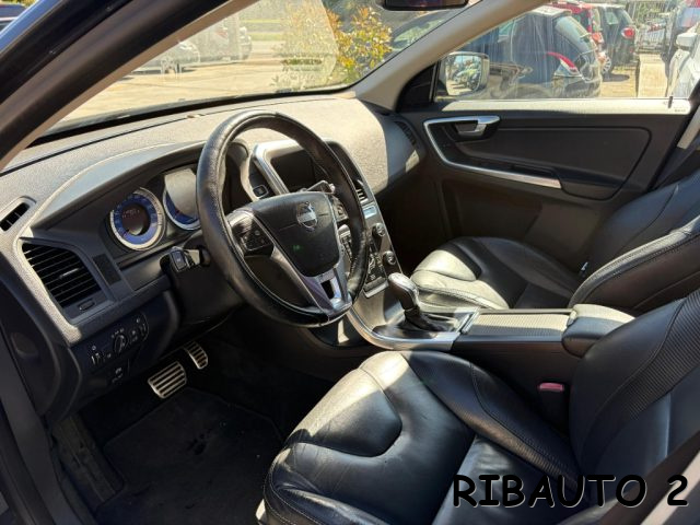 VOLVO XC60 D4 AWD GEARTRONIC SUMMUM - foto 25