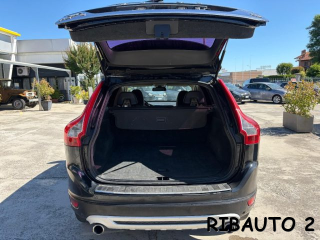 VOLVO XC60 D4 AWD GEARTRONIC SUMMUM - foto 26