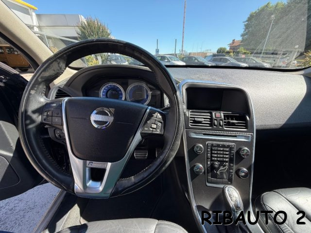 VOLVO XC60 D4 AWD GEARTRONIC SUMMUM - foto 29