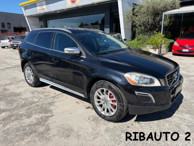 VOLVO XC60 D4 AWD GEARTRONIC SUMMUM - foto 31