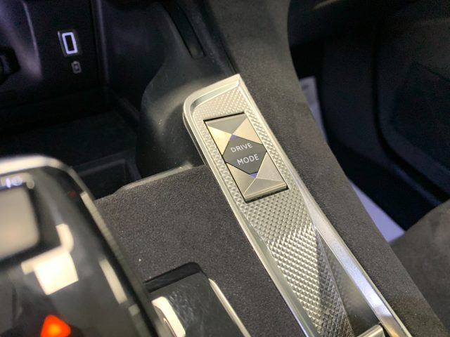 DS DS 7 PERFORMANCE LINE + STRAFULL 1.5 - foto 37