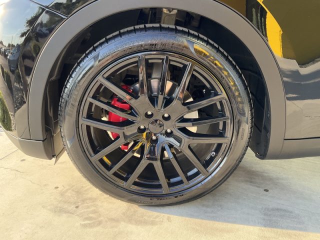 MASERATI LEVANTE V6 AWD NERISSIMO EDITION - foto 8