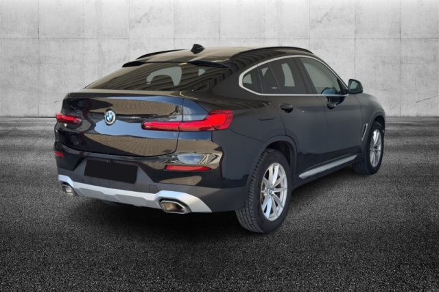 BMW X4 XDRIVE20I 48V - foto 2