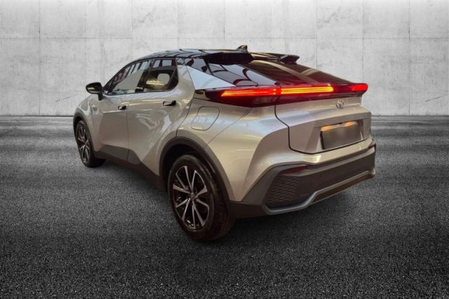 TOYOTA C-HR 1.8 HYBRID E-CVT TREND - foto 3