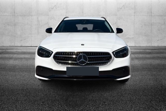 MERCEDES-BENZ E 200 D S.W. AUTO BUSINESS SPORT - foto 4