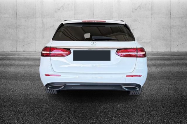 MERCEDES-BENZ E 200 D S.W. AUTO BUSINESS SPORT - foto 5