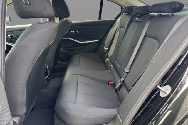 BMW 318 D 48V - foto 8