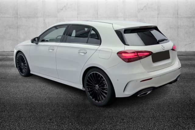 MERCEDES-BENZ A 250 AUTOMATIC 4MATIC AMG LINE PREMIU - foto 3