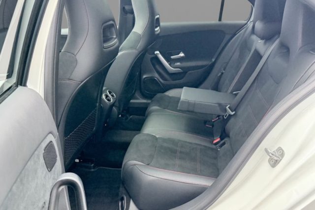MERCEDES-BENZ A 250 AUTOMATIC 4MATIC AMG LINE PREMIU - foto 8