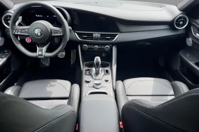 ALFA ROMEO GIULIA 2.9 V6 BI-TURBO AT8 QUADRIFOGLIO - foto 6