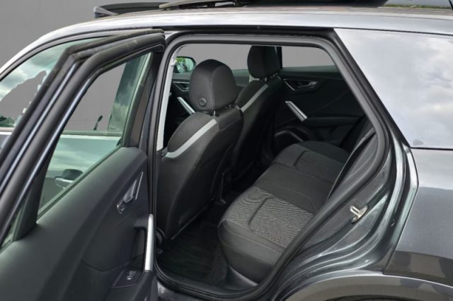 AUDI Q2 35 TFSI S TRONIC S LINE EDITION - foto 8