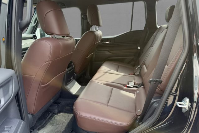 TOYOTA LAND CRUISER 2.8 D4D A/T AWD LOUNGE - foto 8
