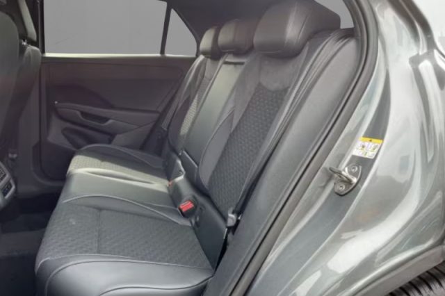 VOLKSWAGEN T-ROC 1.5 ETSI ACT 150 CV DSG R-LINE - foto 8