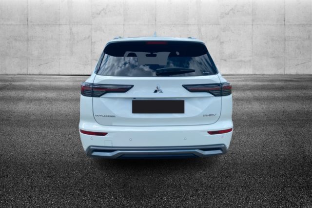 MITSUBISHI OUTLANDER 2.4 MIVEC 4WD PHEV INTENSE - foto 5