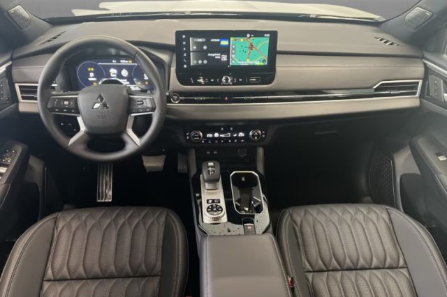 MITSUBISHI OUTLANDER 2.4 MIVEC 4WD PHEV DIAMOND SDA - foto 6